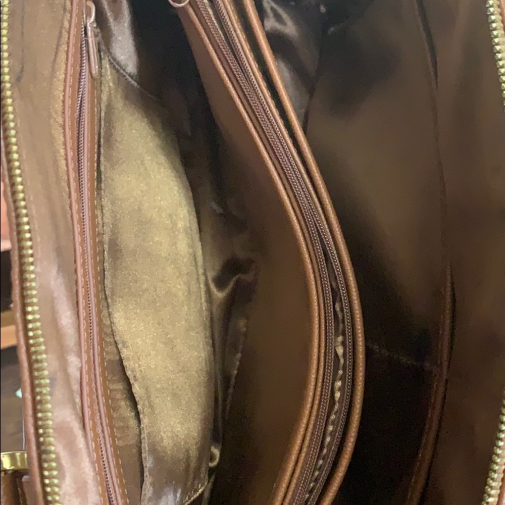 Joy & Iman tan satchel - Picture 7 of 8